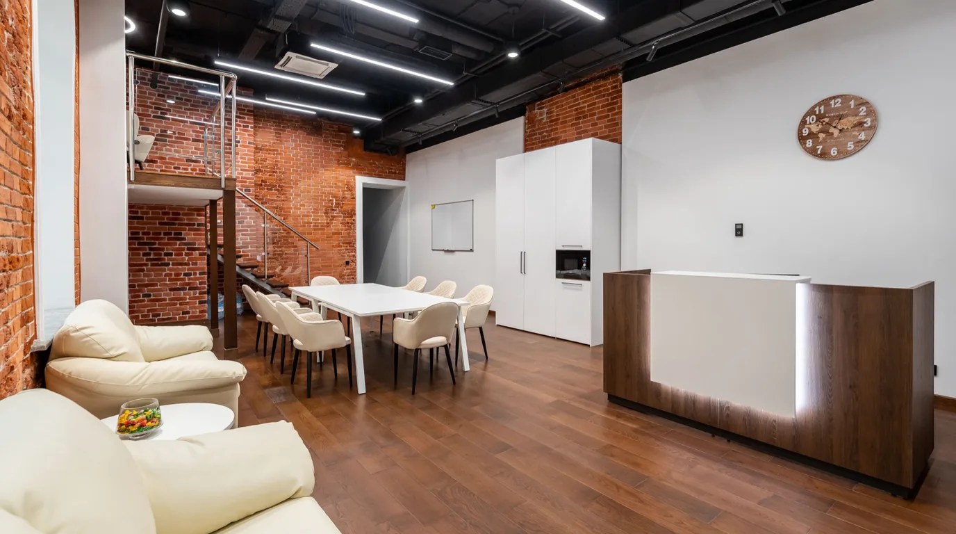 Office reception desk design: how to plan the layout and desk size