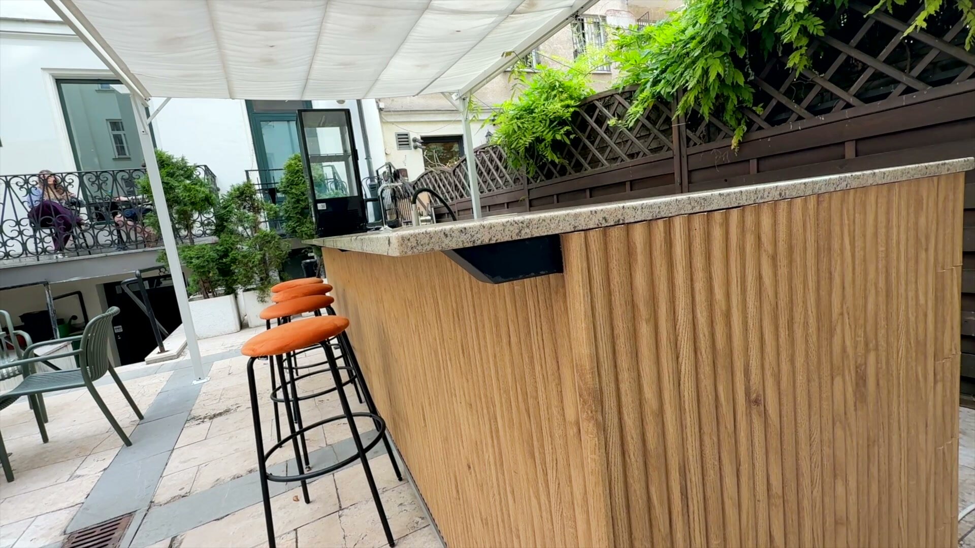 Барна стійка на замовлення для літньої тераси BRIO Bistro — фото 4