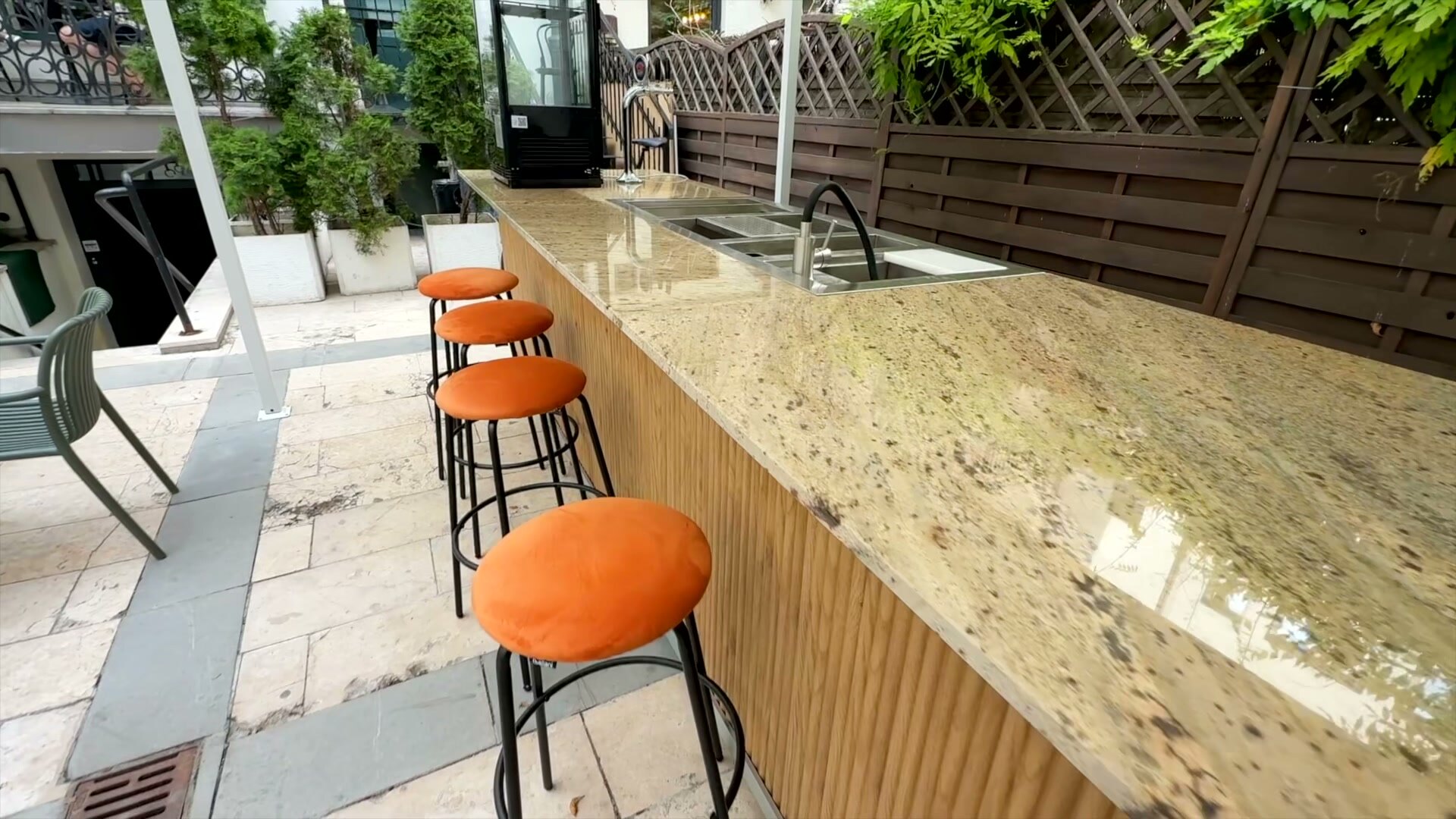 Барна стійка на замовлення для літньої тераси BRIO Bistro — фото 5