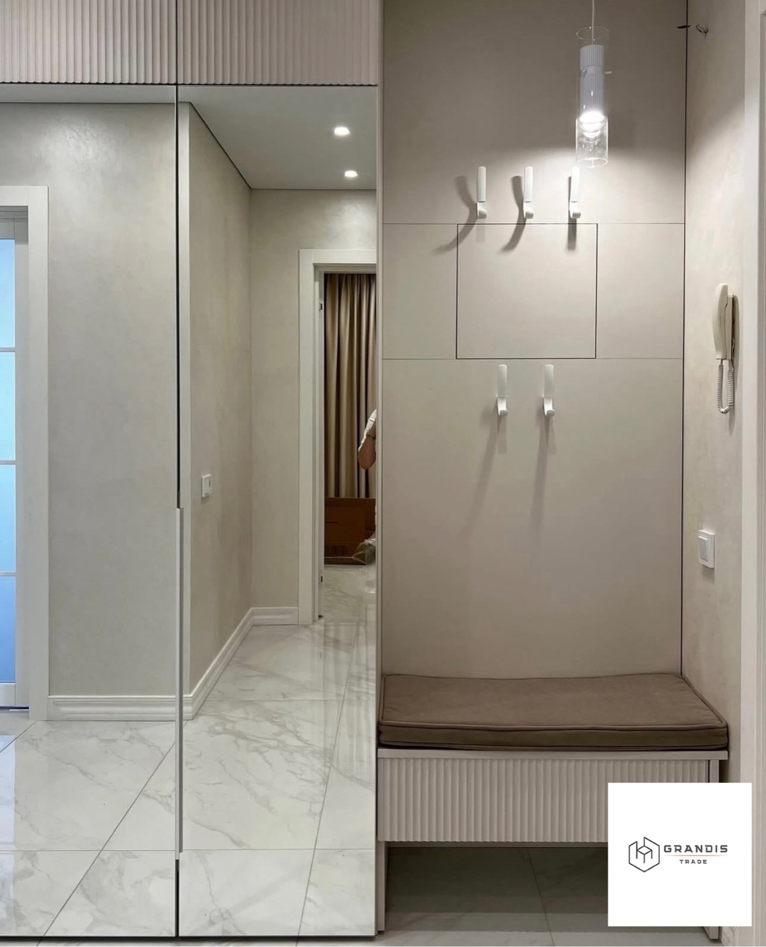 Built-in Wardrobe with Fluted Fronts — photo 2