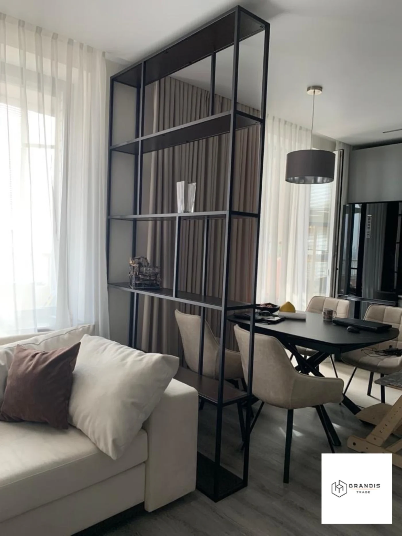 Metalowe regały loft — zdjęcie 2